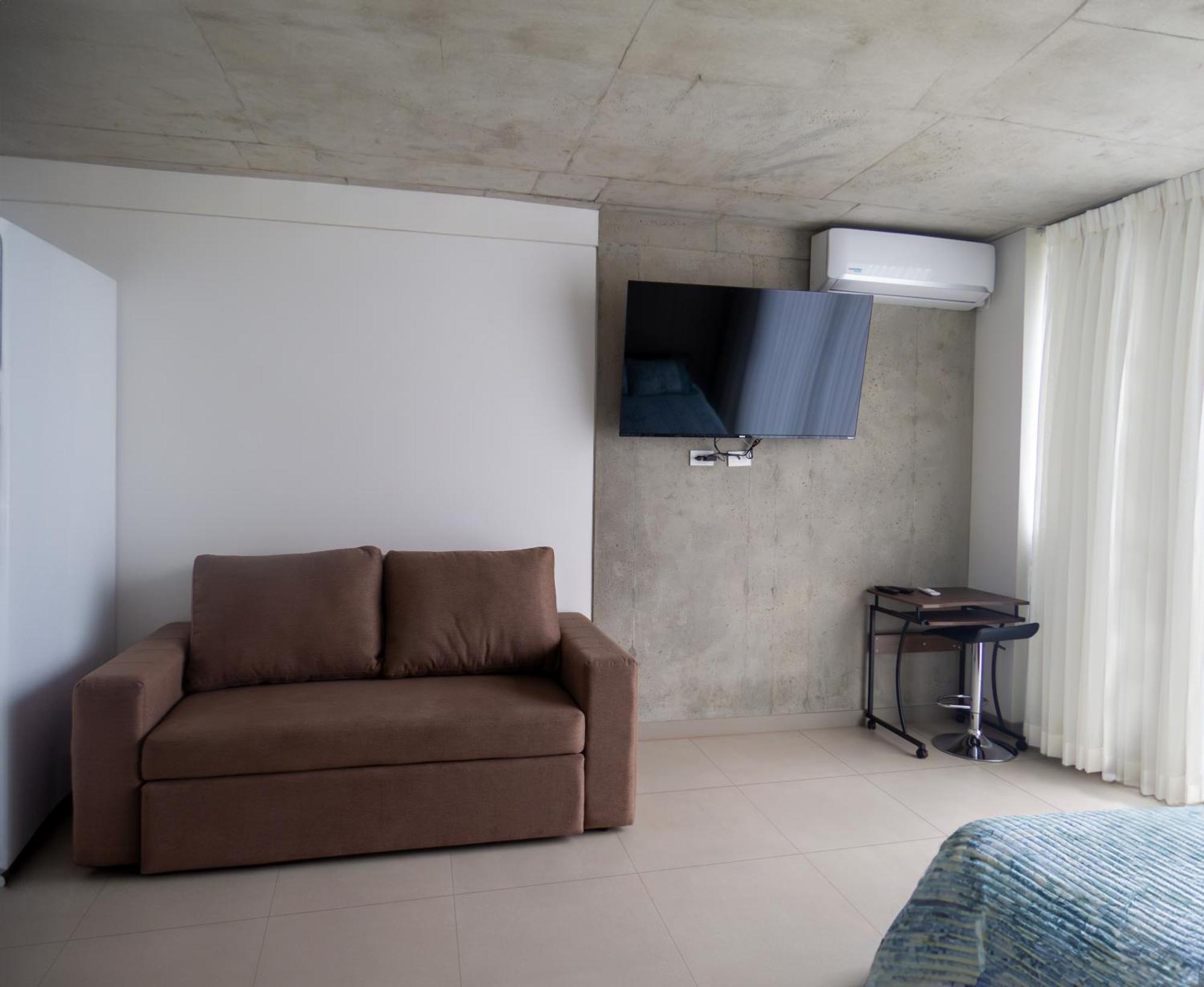 Ifreses, Study Full Equipped Whith Pool, Air- Conditioning, Spectacular View Of The City, Parking With Additional Payment Curridabat Extérieur photo