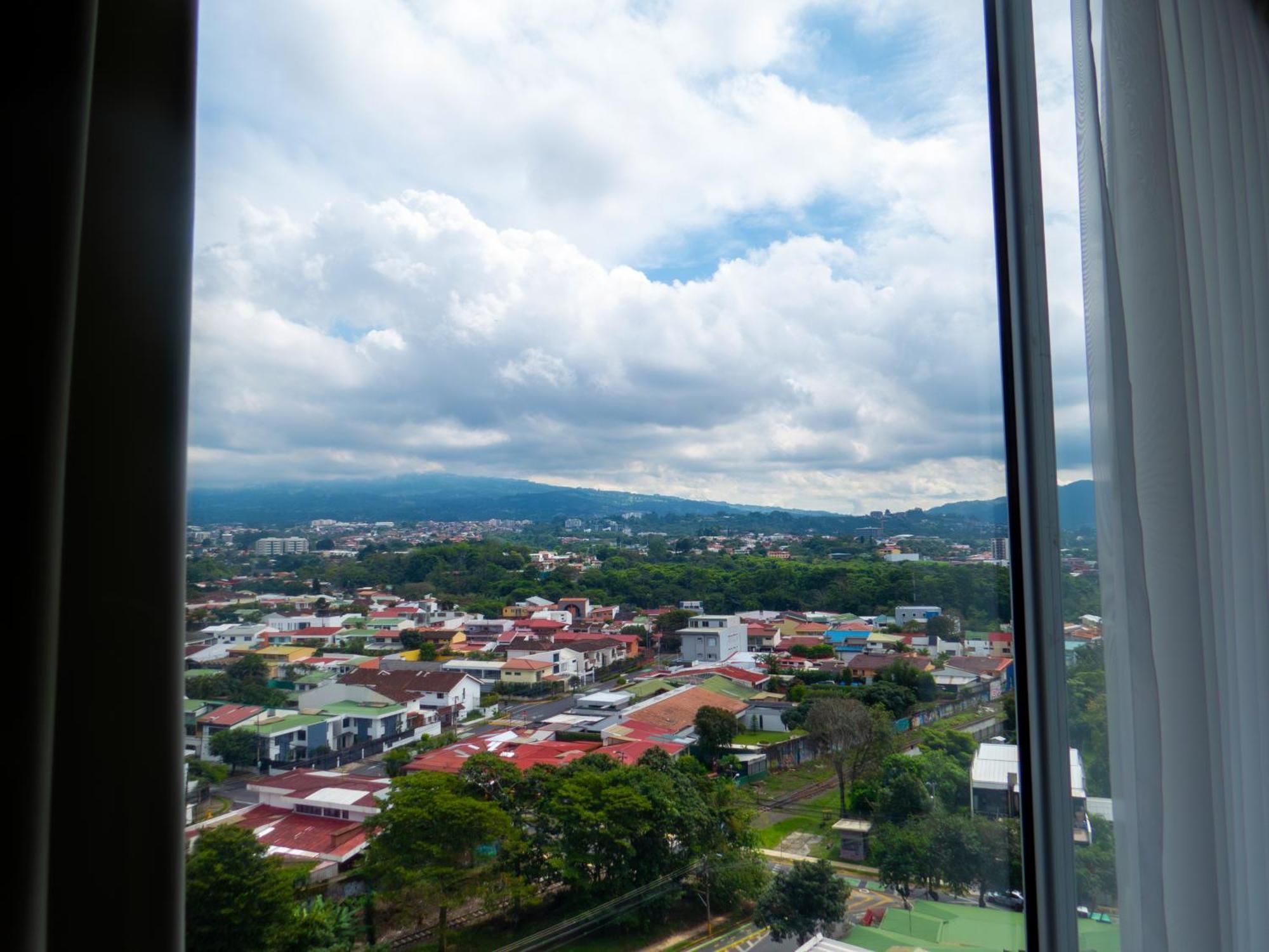 Ifreses, Study Full Equipped Whith Pool, Air- Conditioning, Spectacular View Of The City, Parking With Additional Payment Curridabat Chambre photo